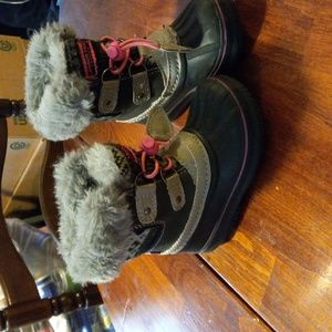 London fog girl boots 7c